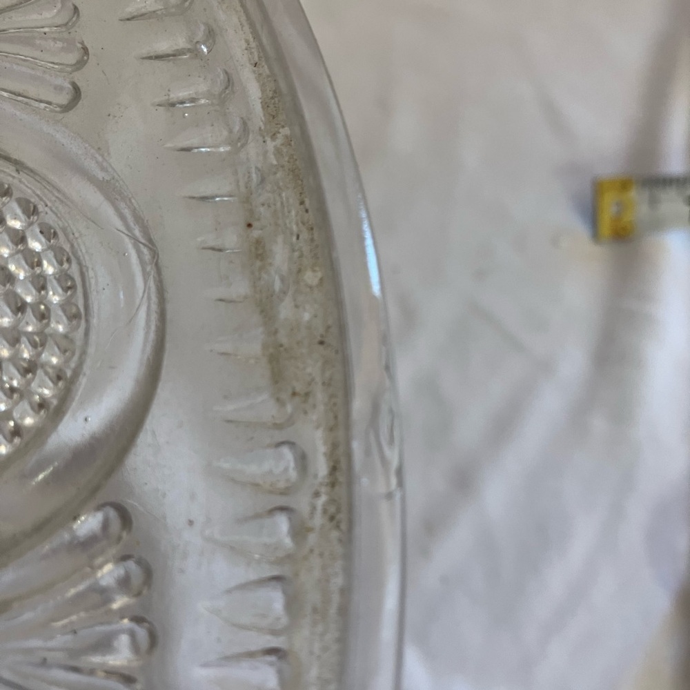 Vintage Clear Glass Cake Stand - Picture 4 of 9